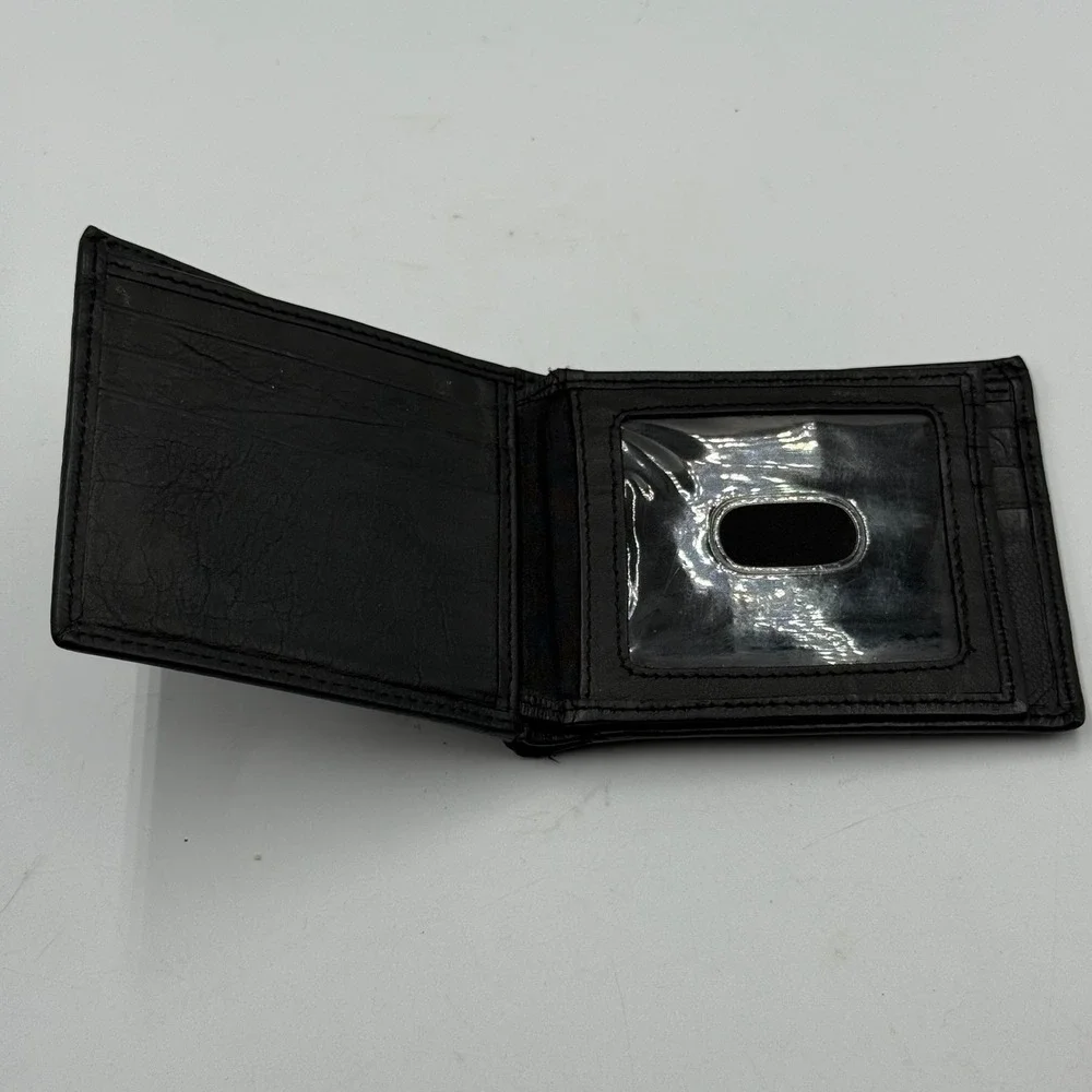Mountain Logo Mens‎ Black Genuine Leather Bifold Wallet with ID Window